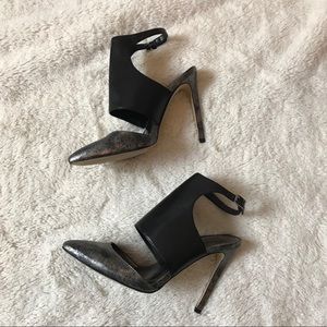 BCBG Generation Chase Heels Metallic & Black 7M